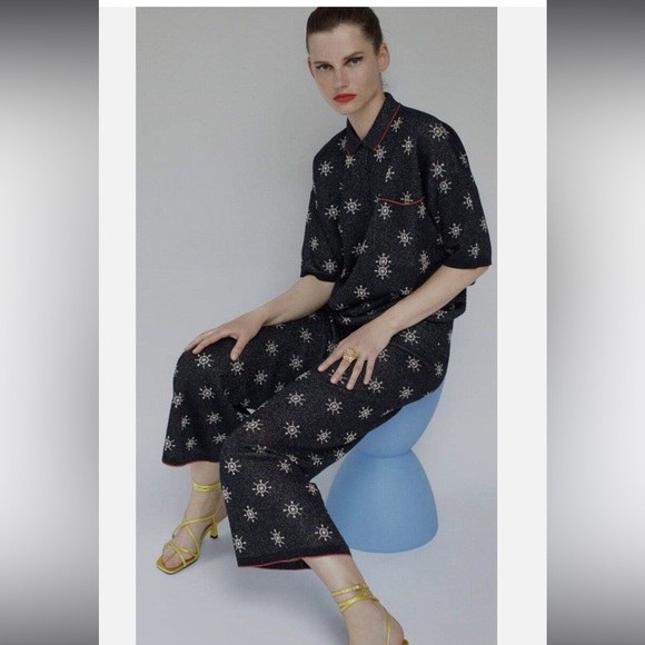 Zara Printed Sweater Top - Picture 13 of 13